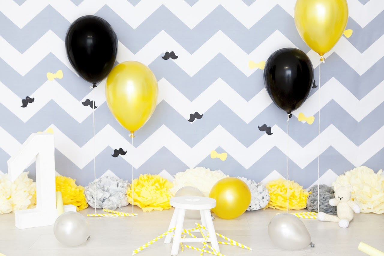 Birthday wall stickers of bows and mustache by Pixabay from Pexels. 