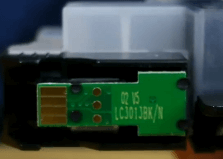 chip gold contact point on cartridge